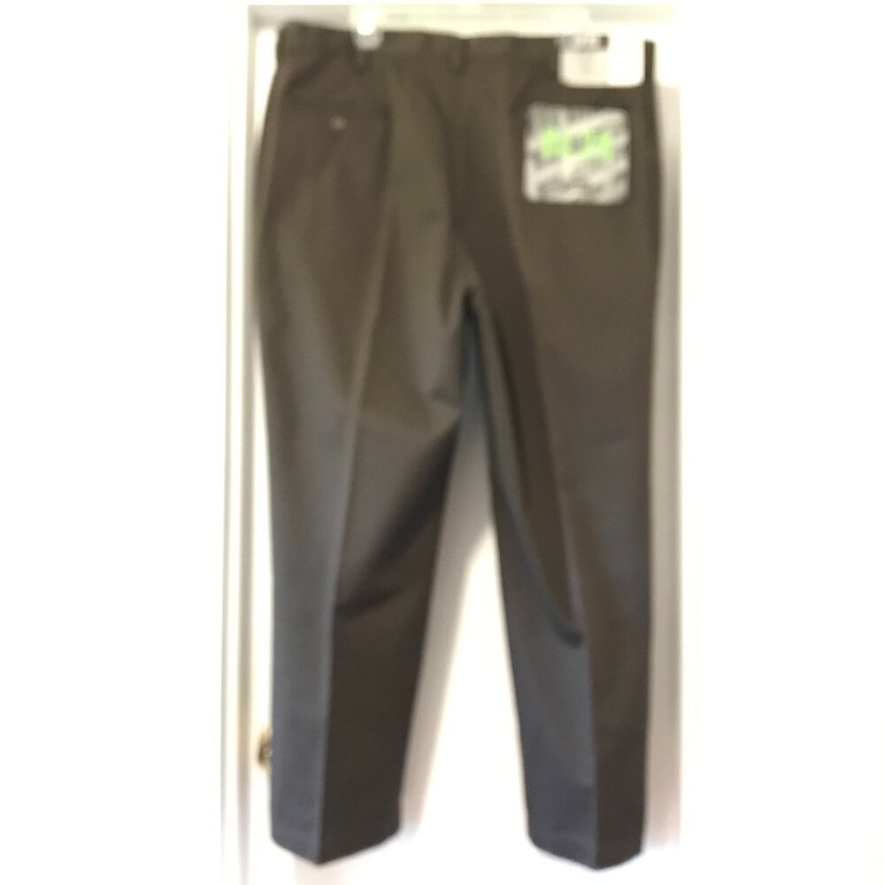 NEW Haggar 40x30 Men's Black Label Pants Khaki Plain Classic fit Wrinkle free